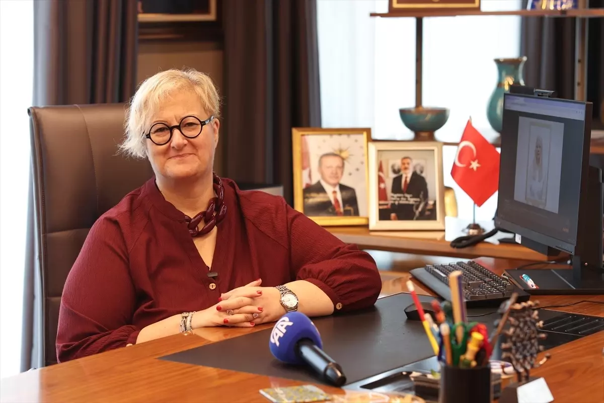 Türkiye'nin Dakar Büyükelçisi Nur Sağman, AA'nın "Yılın Kareleri" oylamasına katıldı Açıklaması