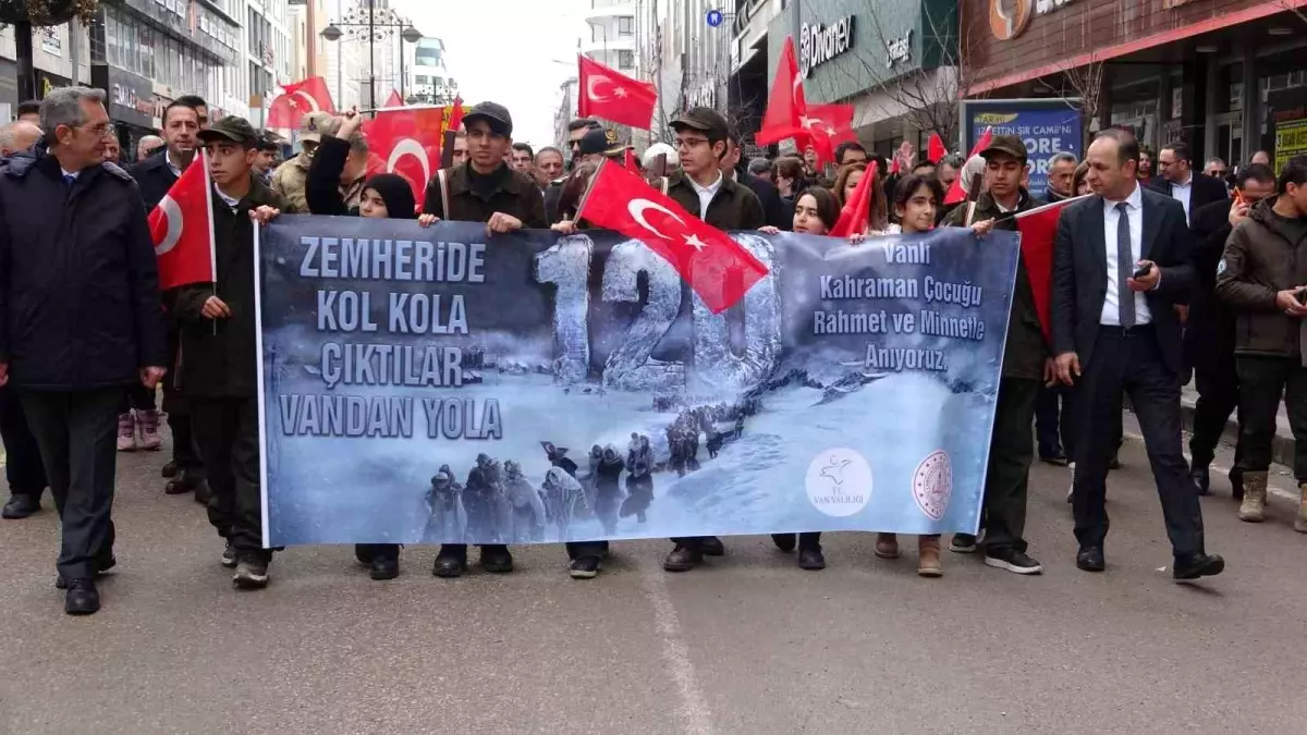 Van'da donarak şehit olan 120 kahraman çocuk unutulmadı