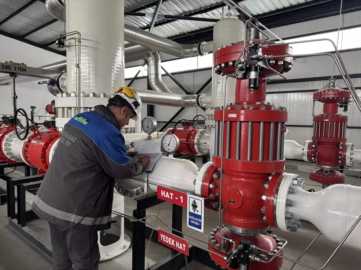 6 ŞUBAT DEPREMLERİNİN ÜÇÜNCÜ YILI - Malatya'daki deprem konutları için 811 kilometrelik doğal gaz altyapısı