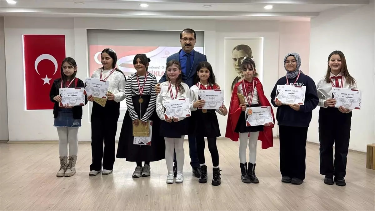 Artvin'de, İstiklal Marşı'nı güzel okuma yarışması düzenlendi