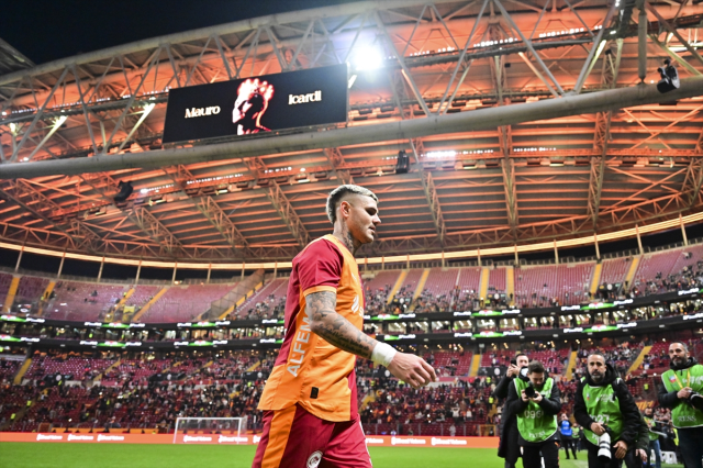 galatasaray kupada 3 te 3 yapti 19538466 2710 m