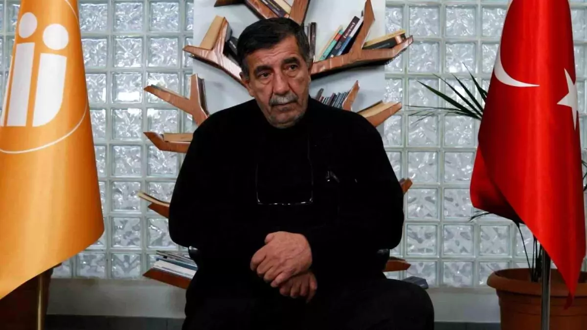 İkinci depreme ameliyatta yakalanıp, hekimlerin sedyeye sarılarak koruduğu Kenan Karadağ o anları anlattı