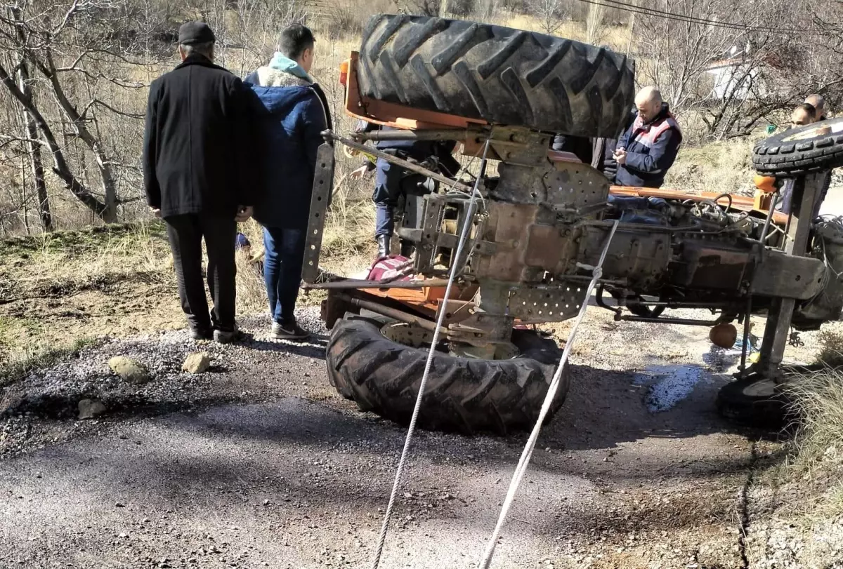 Karaman'da traktör kazası: 1 ölü, 1 yaralı