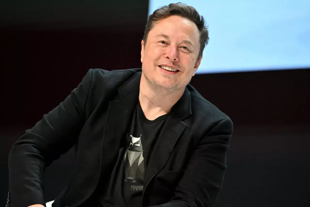 Musk tarihte 850 milyar dolar servete ulaşan ilk insan oldu