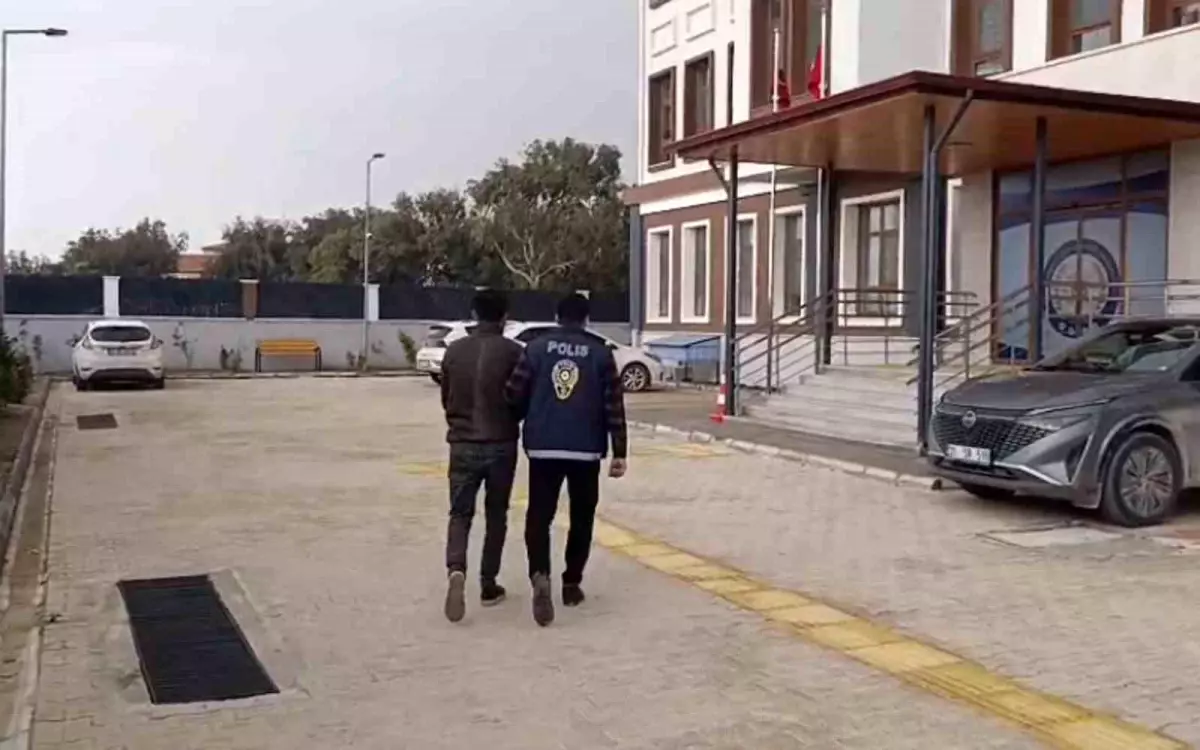 Samandağ'da hapis cezasıyla aranan 2 kişi yakalandı