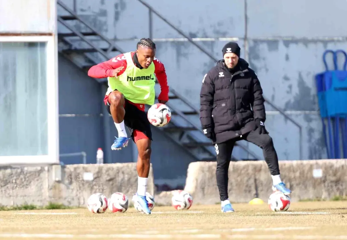 Sivasspor'da Sarıyer hazırlıkları sürüyor