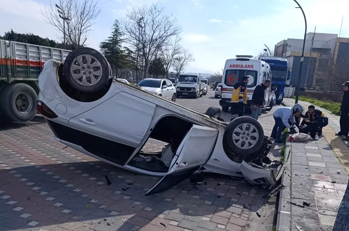 Takla atan otomobilin sürücüsü yaralandı