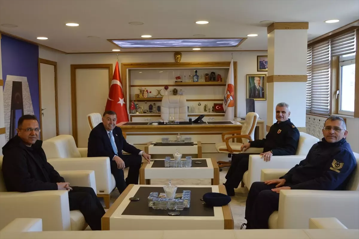 Tuğgeneral Bakçepınar'dan Havza Belediyesine ziyaret