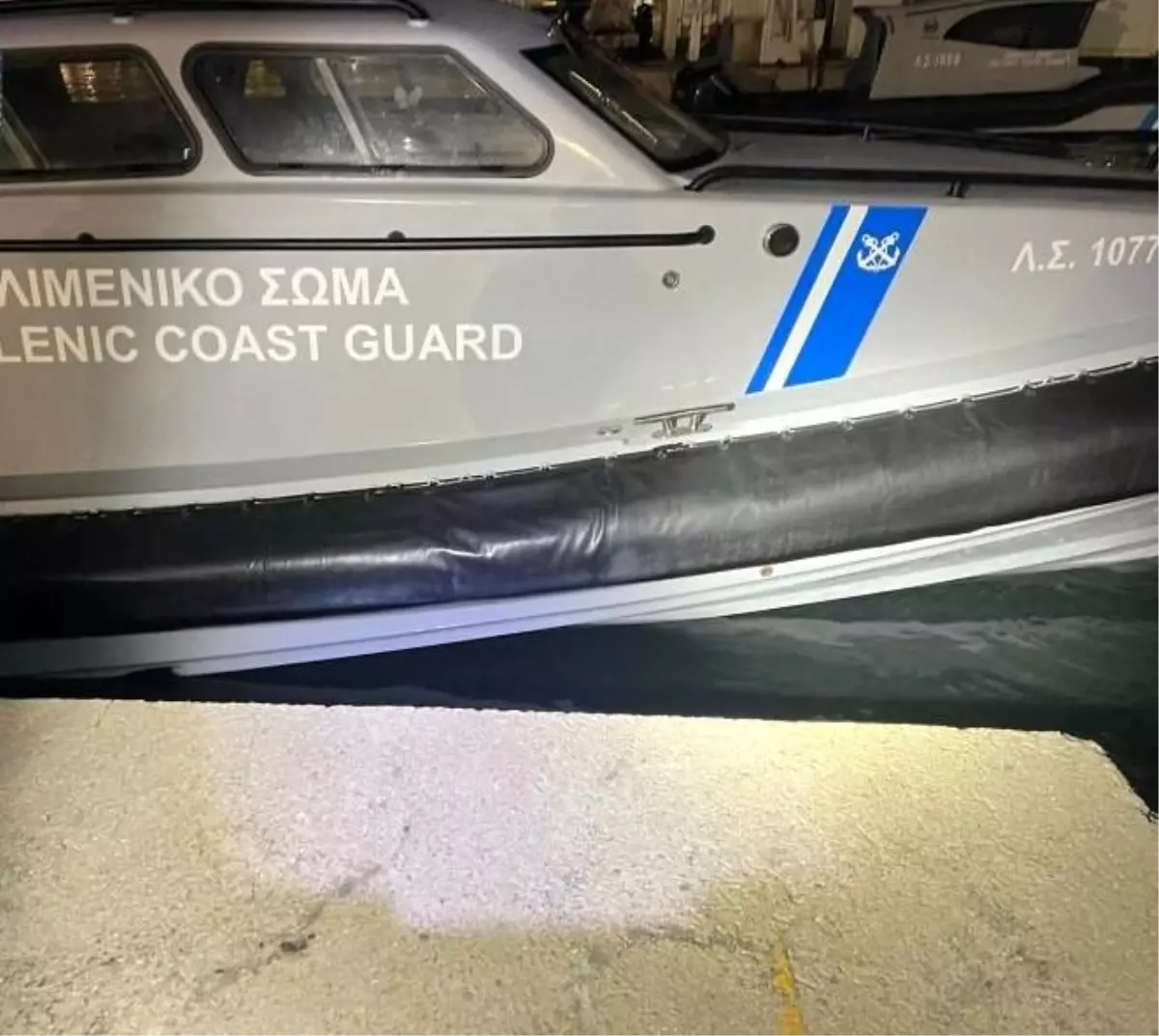 Yunanistan'da sahil güvenlik botu ile göçmen teknesi çarpıştı: 15 ölü, 26 yaralı