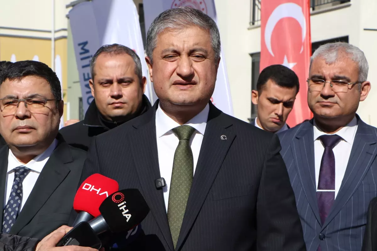 Adana'da kalıcı konutlar yüzde 98 seviyesinde tamamlandı