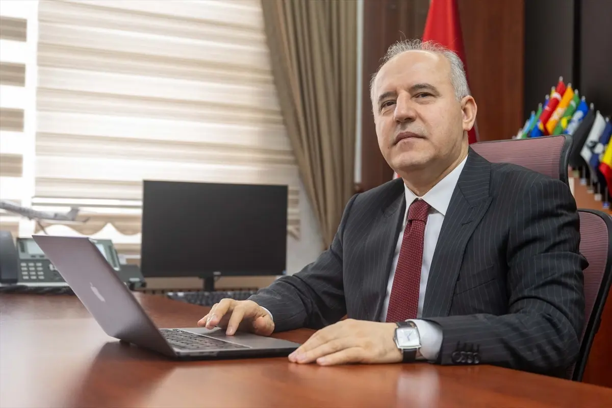 Ankara Bölge Adliye Mahkemesi Cumhuriyet Başsavcısı İnal, AA'nın "Yılın Kareleri" oylamasına katıldı