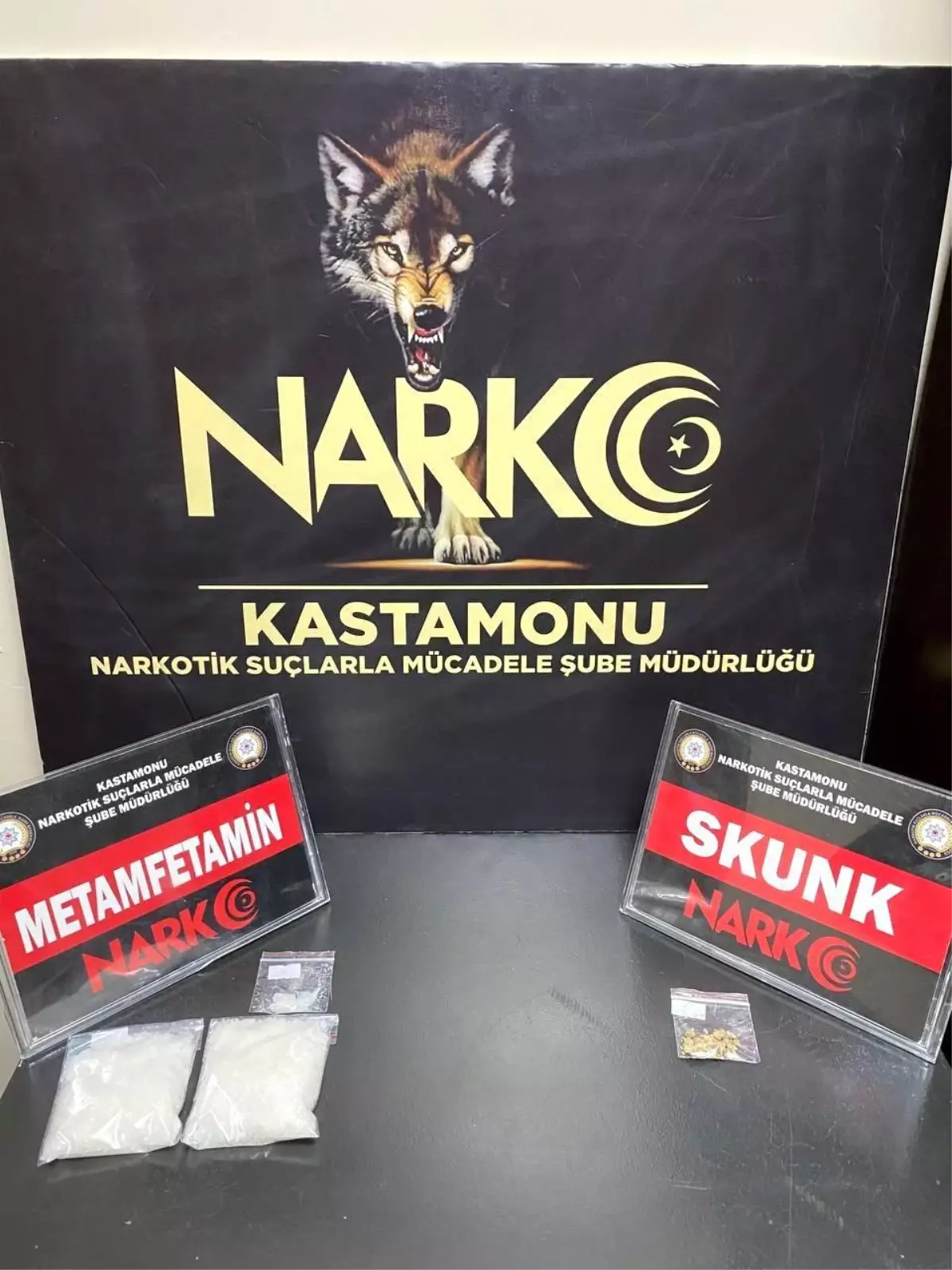 Balıkçı malzemesi taşınan araçta uyuşturucuyla yakalanan sanıklara ceza yağdı