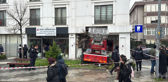 Büyükçekmece'de kontrolden çıkan kamyon iş yerine girdi