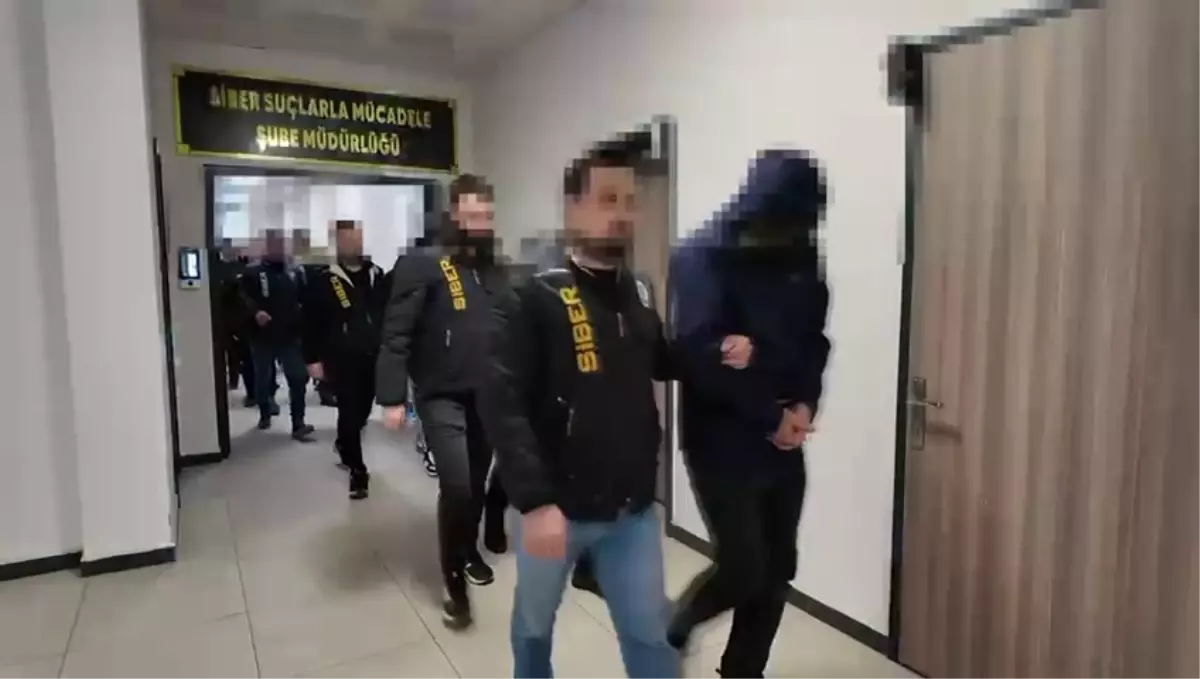 Çocuk istismarı içeriklerini satın alıp depolayan şüphelilere operasyon; 12 tutuklama