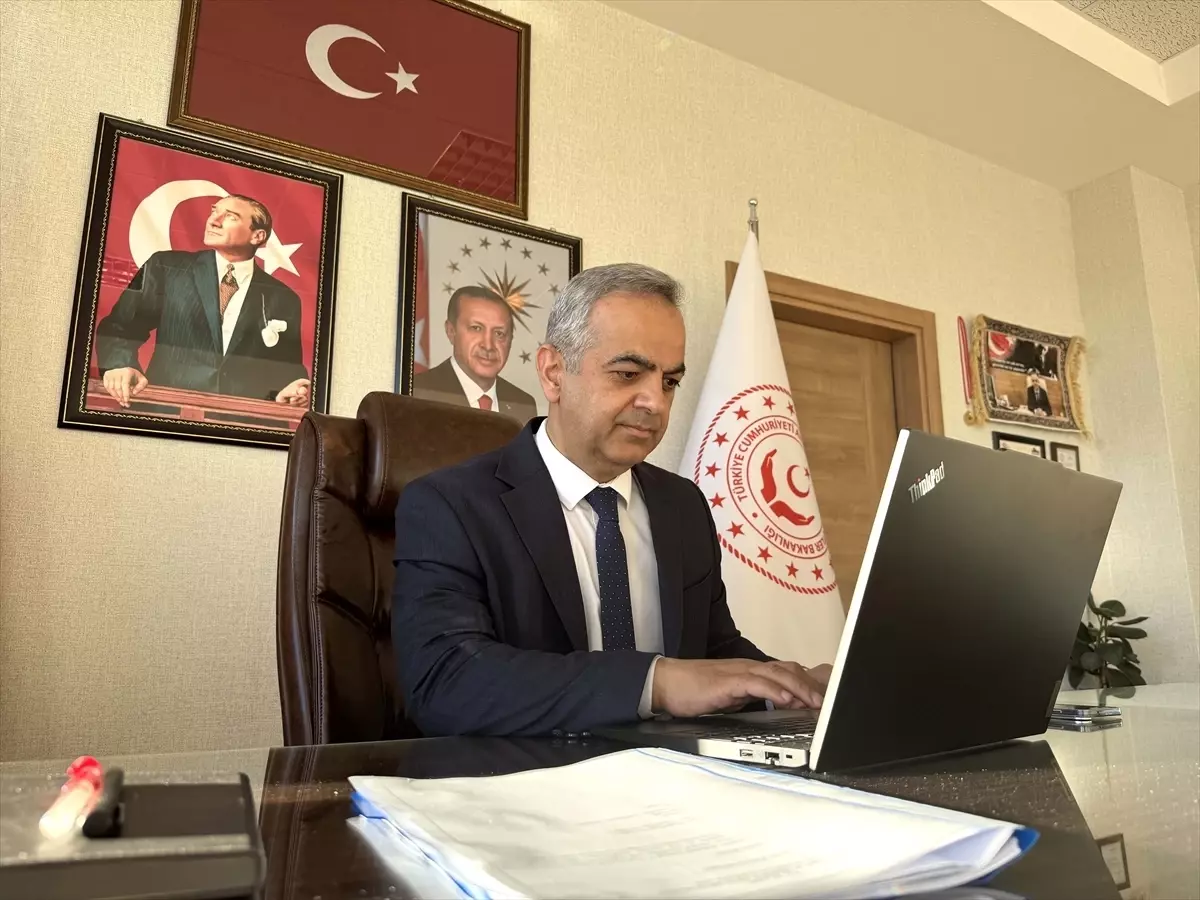 Elazığ Aile ve Sosyal Hizmetler İl Müdürü Ergün, AA'nın "Yılın Kareleri" oylamasına katıldı