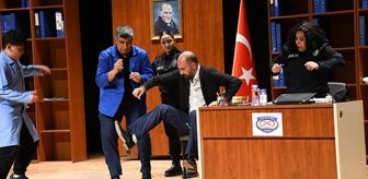 Eskişehir'de yargı mensuplarından tiyatro gösterisi