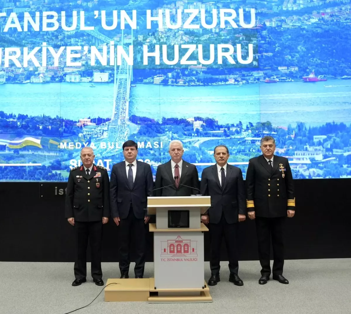 İstanbul Valisi Gül: "Terör örgütlerine yönelik operasyon sayısı geçen yılın aynı ayına göre yüzde 42 arttı"