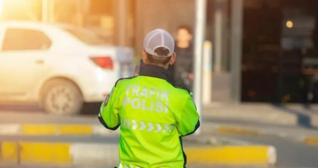 KARAYOLLARI TRAFİK KANUNU 2026: Trafik cezaları kanunu maddeleri ve içeriği neler? Yeni trafik cezalarının içeriği nedir, ne zaman yürürlüğe girecek?