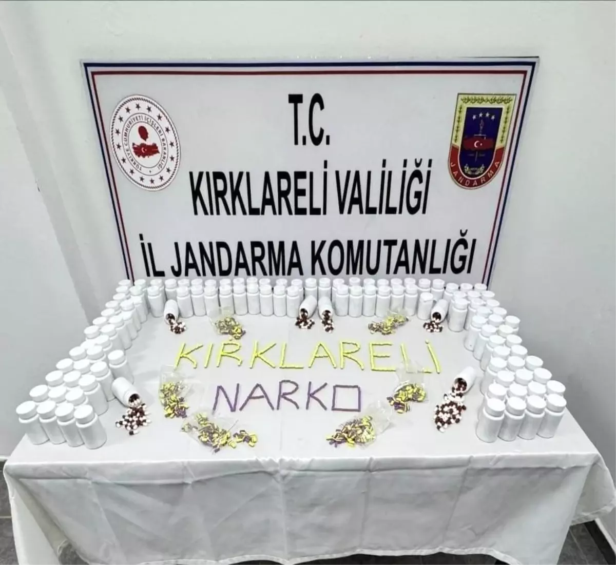 Lüleburgaz'da uyuşturucu operasyonu: Binlerce hap ele geçirildi