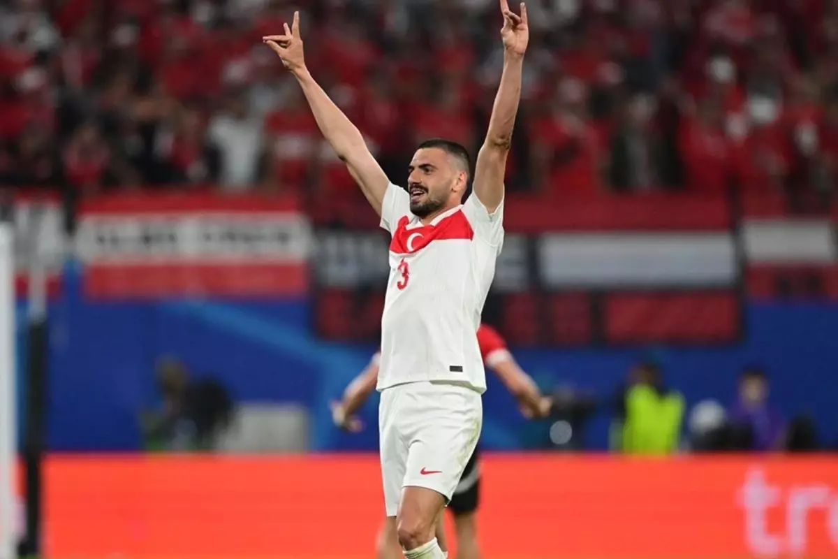 Merih Demiral, Ülkücü gençler için yazı kaleme aldı