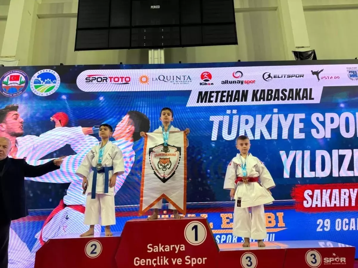 Nazillili minik karateci Türkiye şampiyonu oldu