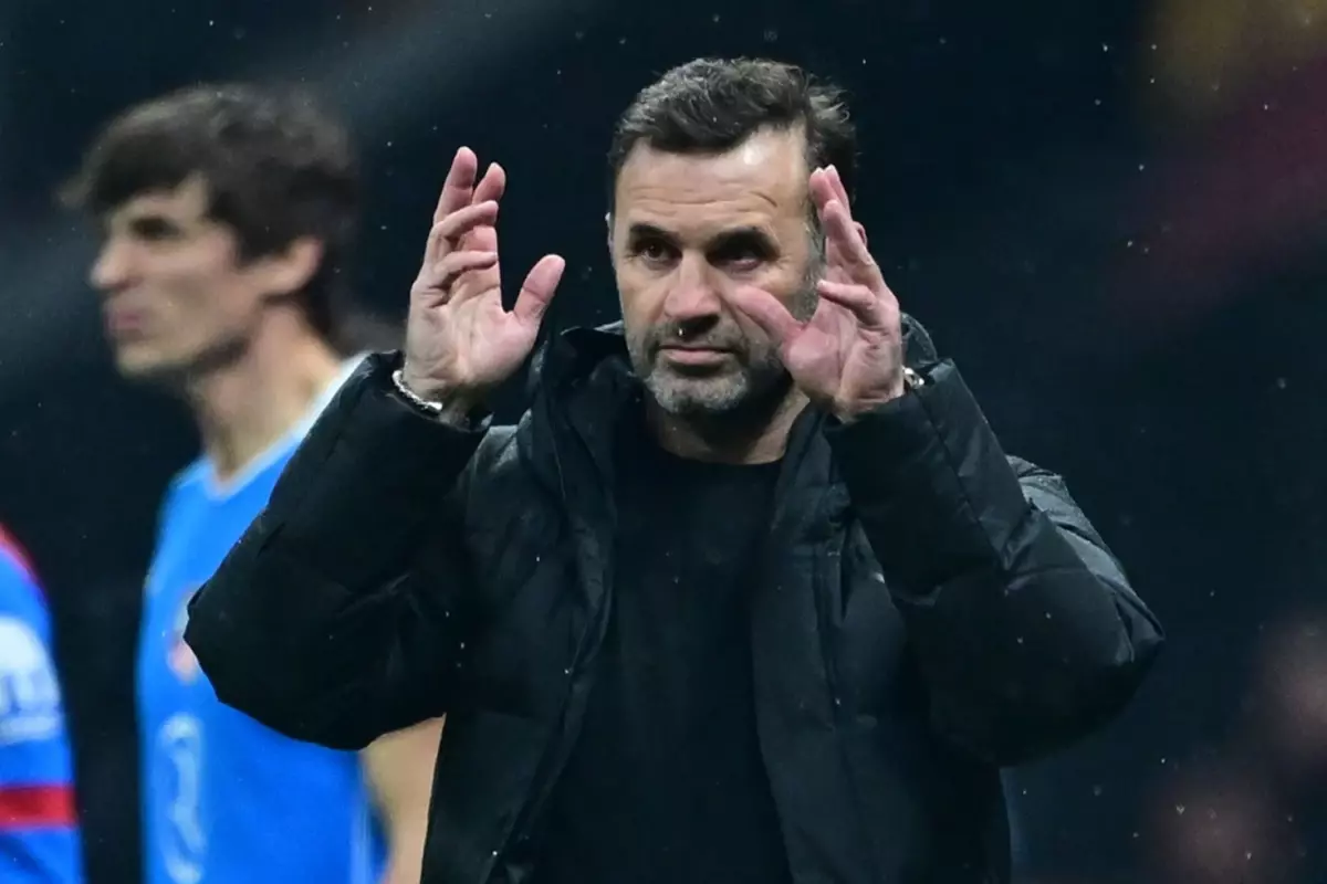 Okan Buruk'tan Fenerbahçe'ye transfer göndermesi