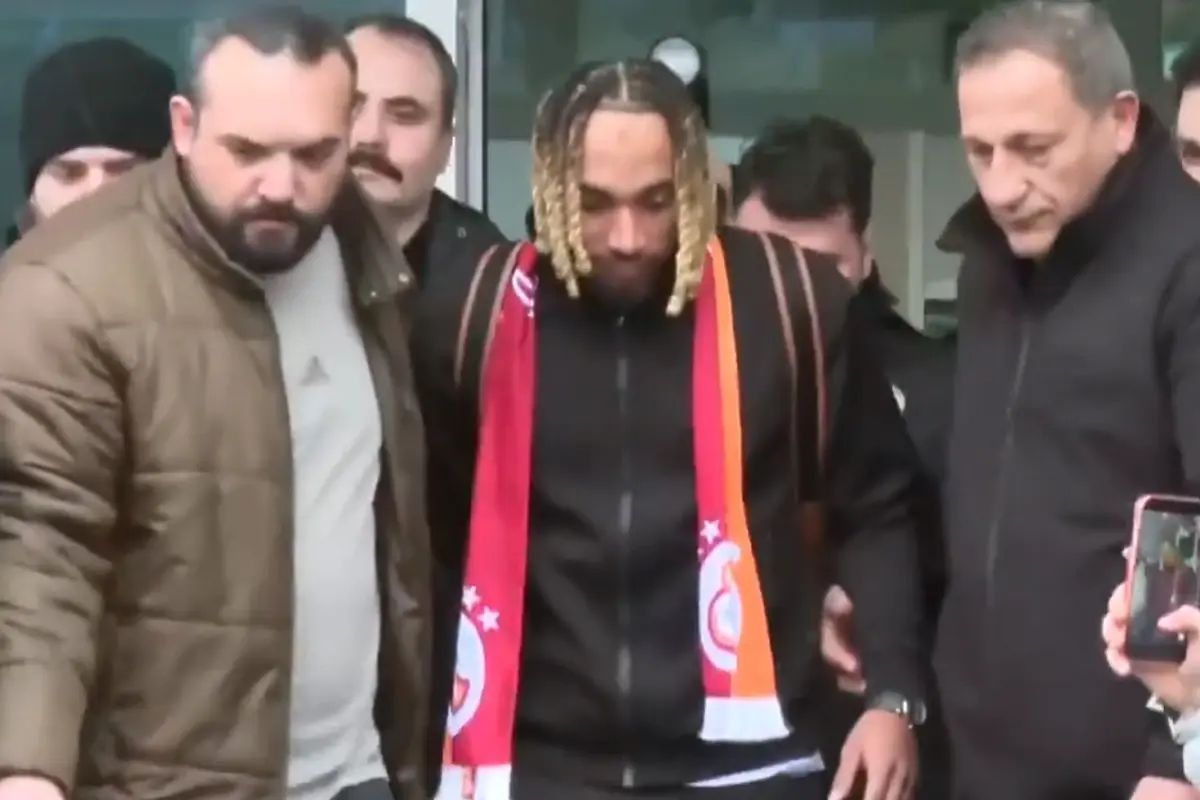 Sacha Boey Galatasaray için İstanbul'da