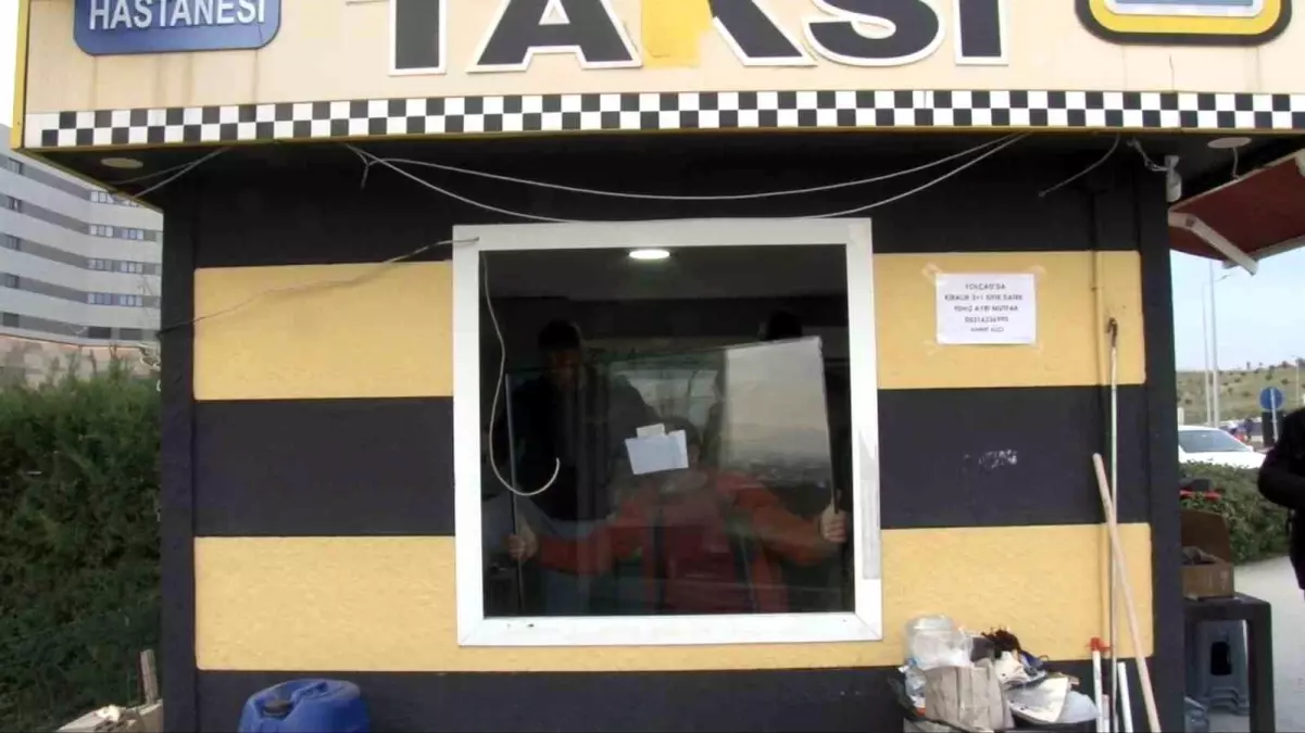 Taksi durağında dehşet anları: Güvenlik kamerası görüntüleri ortaya