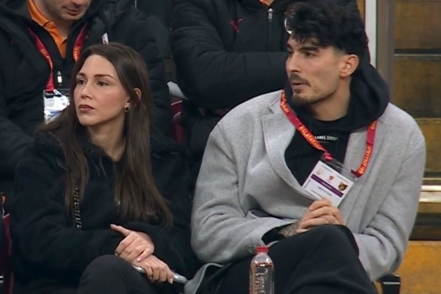 ugurcan cakir in jolesiz saclari olay oldu 19540718 8105 m