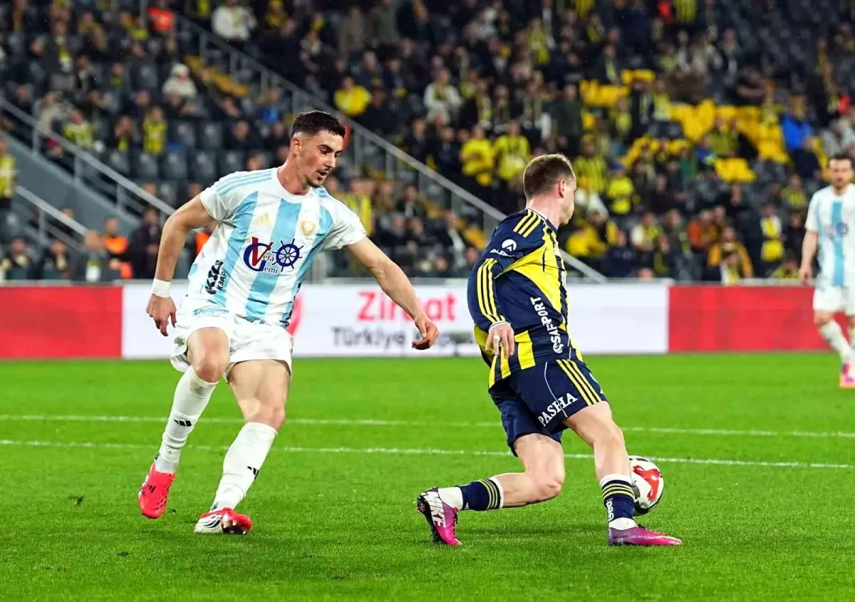 Ziraat Türkiye Kupası: Fenerbahçe: 0 Erzurumspor FK: 1 (İlk yarı)