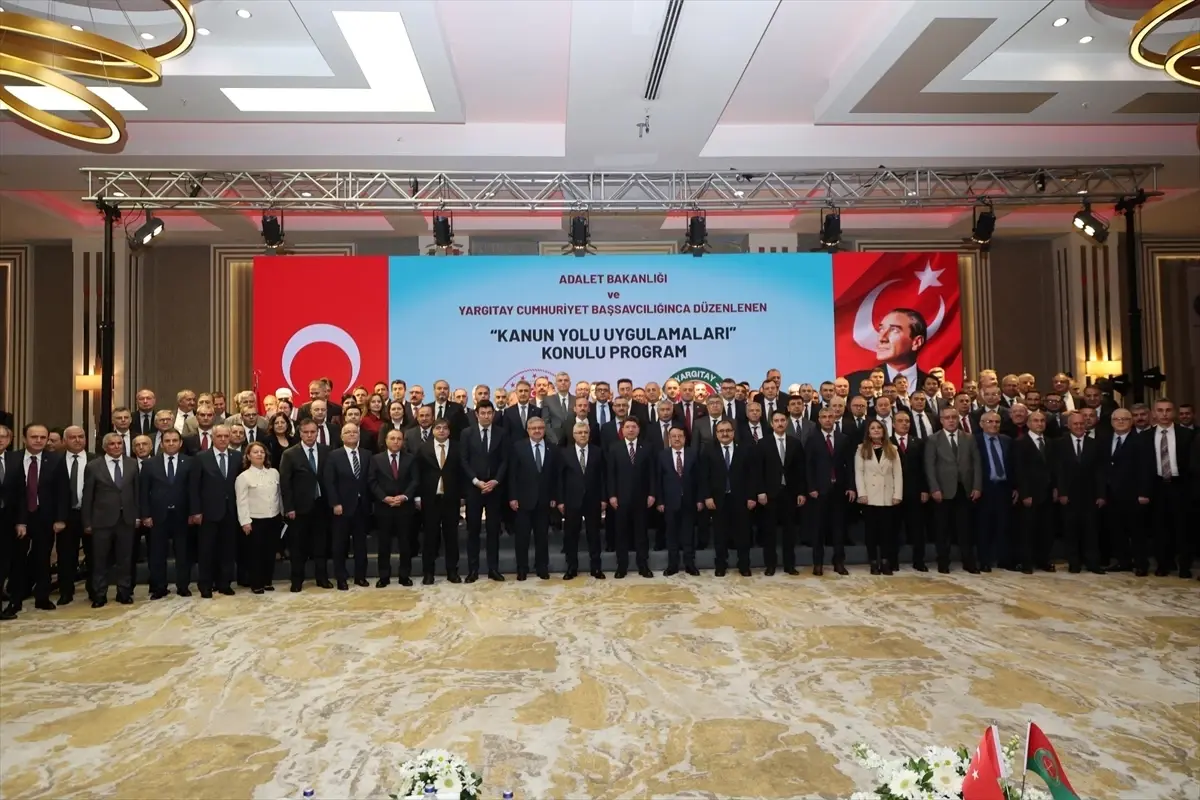 Adalet Bakanı Tunç'tan 'deprem davalarına' ilişkin açıklama