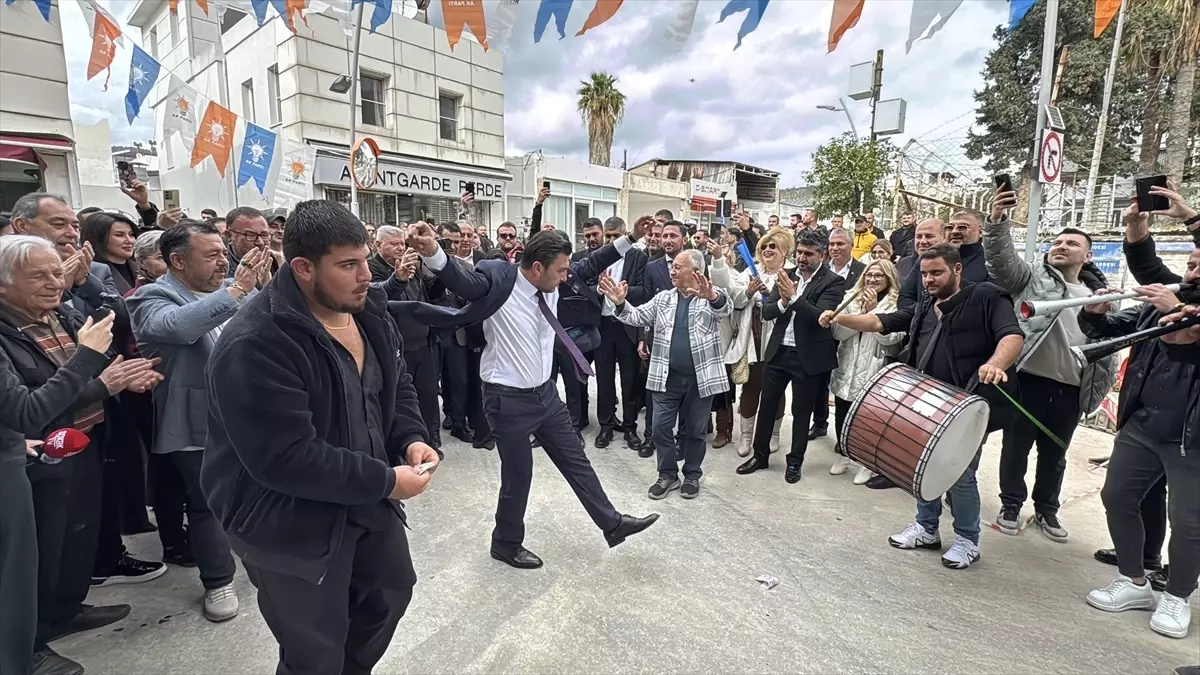 AK Parti Bodrum İlçe Başkanlığı görevine getirilen Ergene, davul zurnayla karşılandı