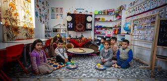 Ana sınıfı öğretmeninden minik öğrencilerine maketlerle uygulamalı eğitim
