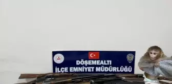 Antalya'da düzenlenen uyuşturucu operasyonunda 3 kişi gözaltına alındı