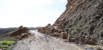 Antalya'da heyelan nedeniyle kapanan yollar çalışmaların ardından ulaşıma açıldı