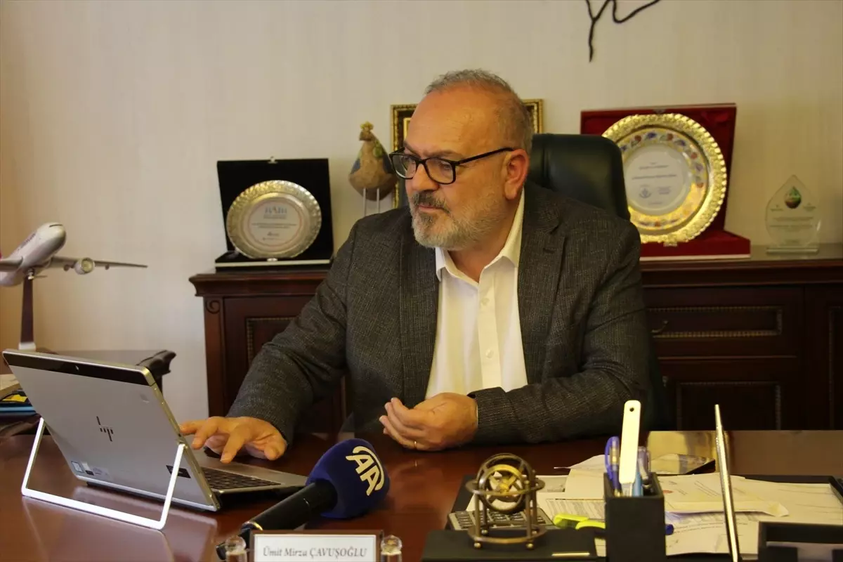 BAİB Başkanı Çavuşoğlu, AA'nın 'Yılın Kareleri' oylamasına katıldı