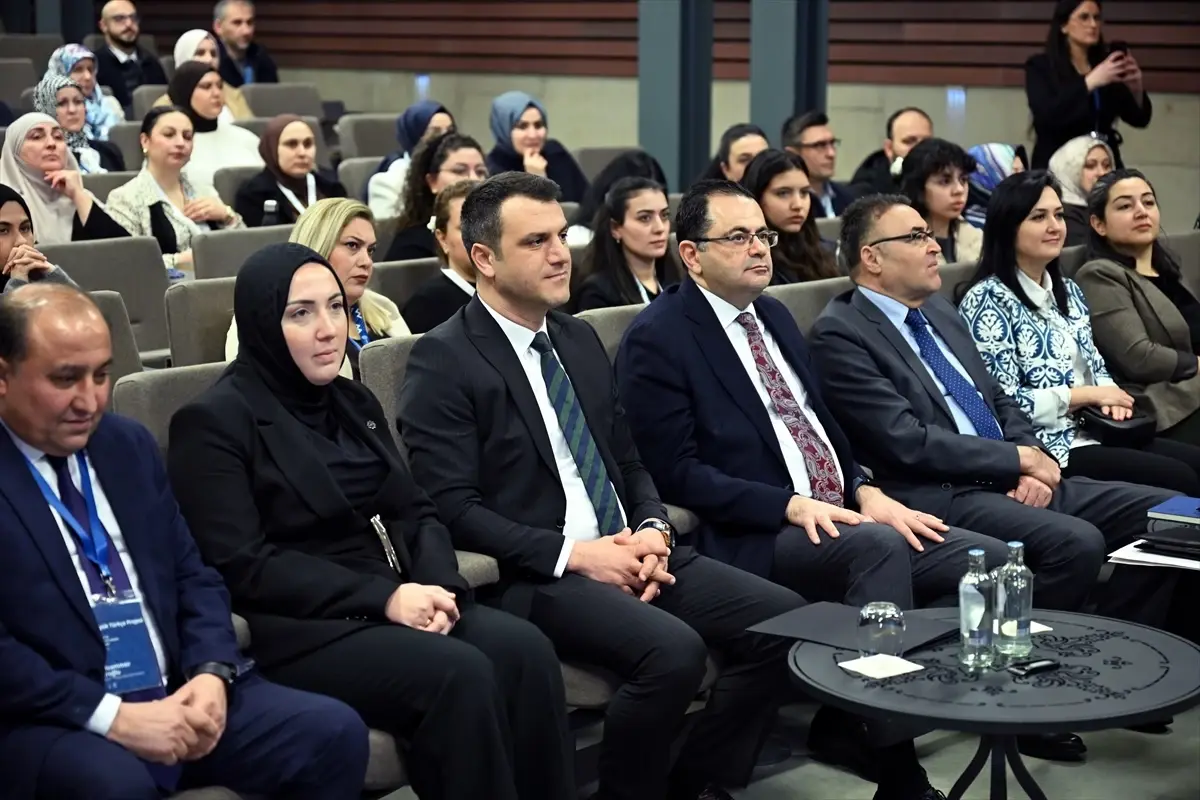 Belçika'da "Büyük Türkçe Projesi Hizmet İçi Eğitim Programı" düzenlendi