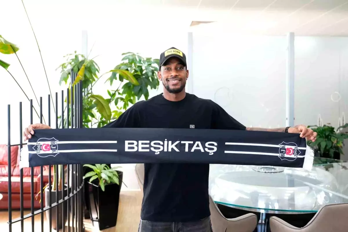 Beşiktaş'ın anlaşmaya vardığı Amir Murillo, İstanbul'a geldi