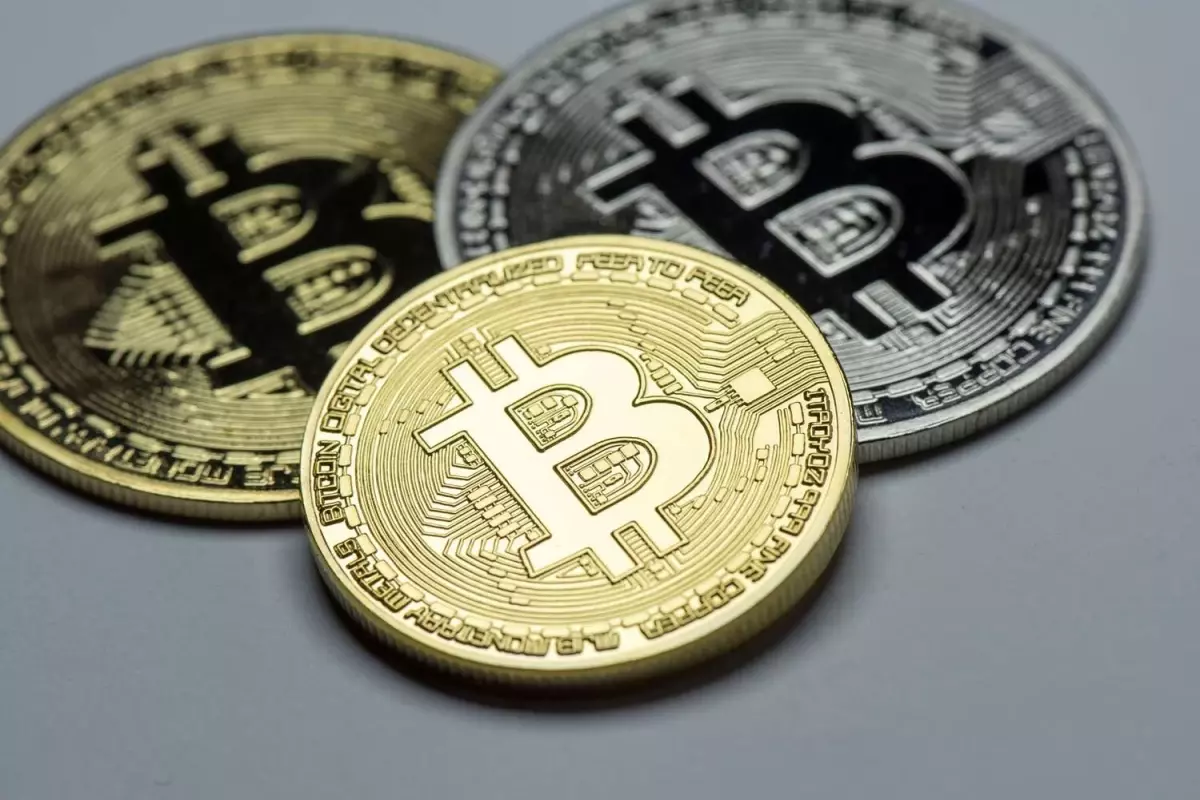 Bitcoin, değer kaybetmeye devam ediyor: Korkutucu tahmin paylaşıldı