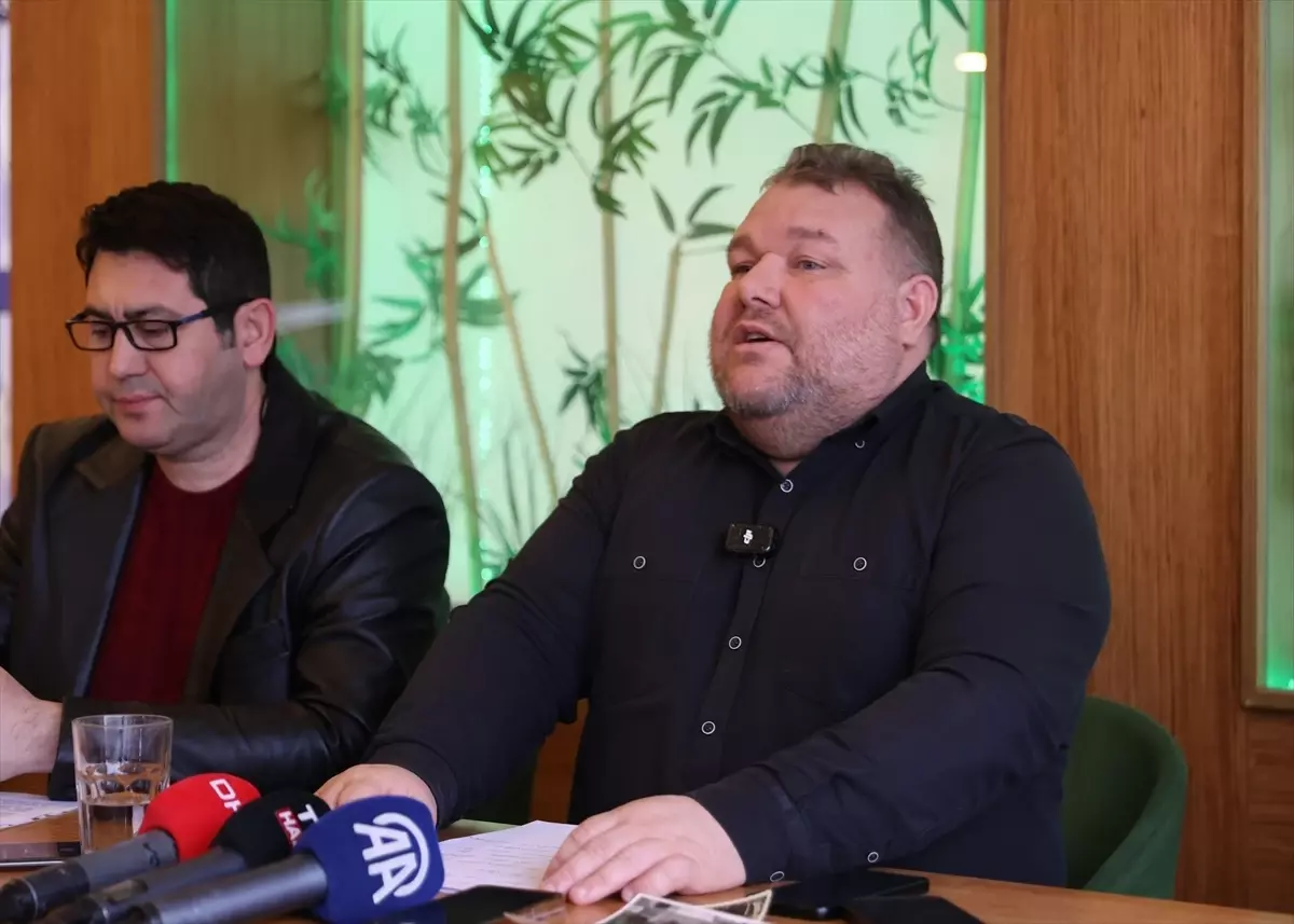 Bulgaristan'ın çifte vatandaşlara sandık sınırı getirmesine tepki