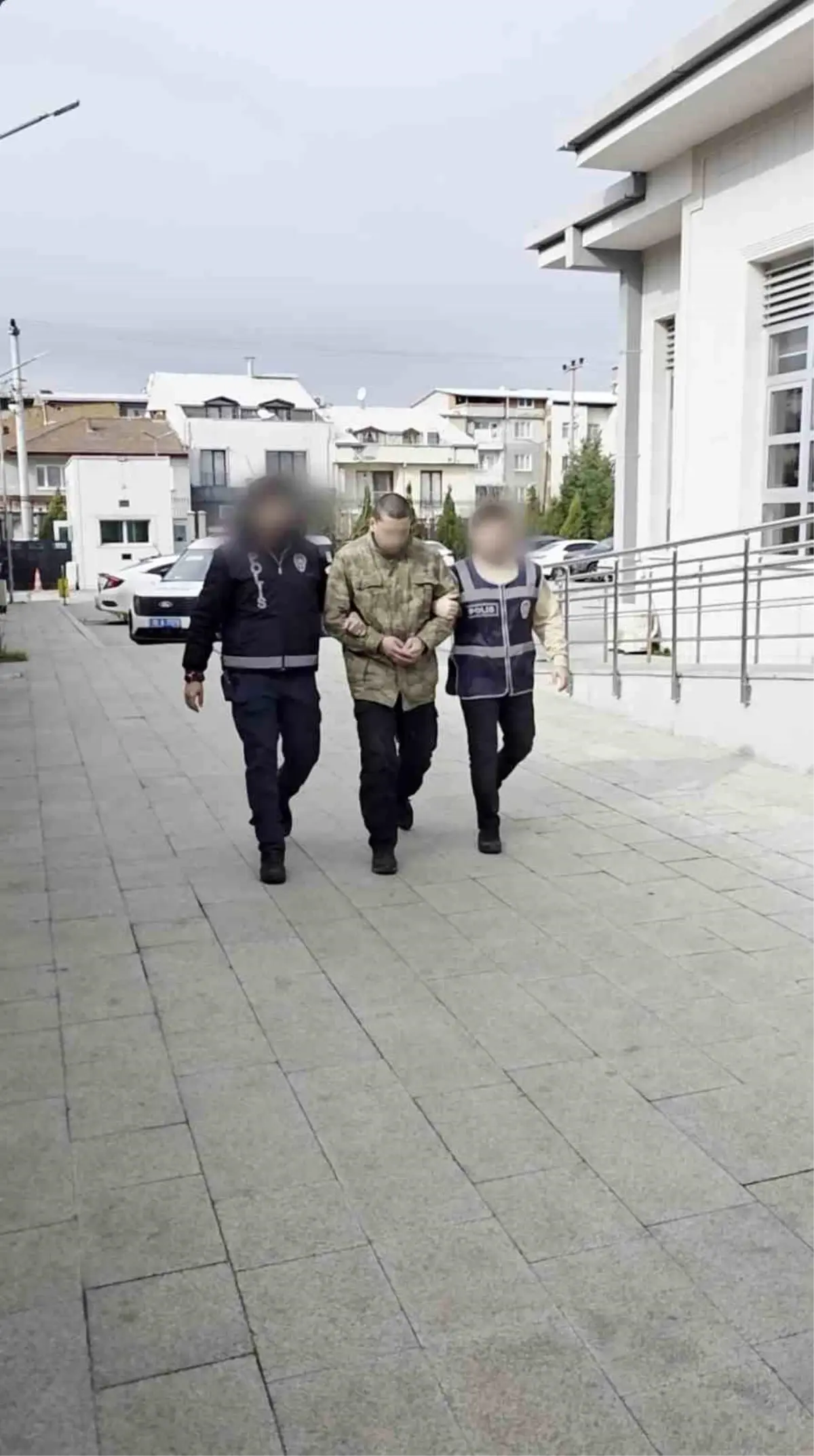 Bursa'da cinsel saldırıdan 9 yıl hapis cezası bulunan hükümlü yakalandı