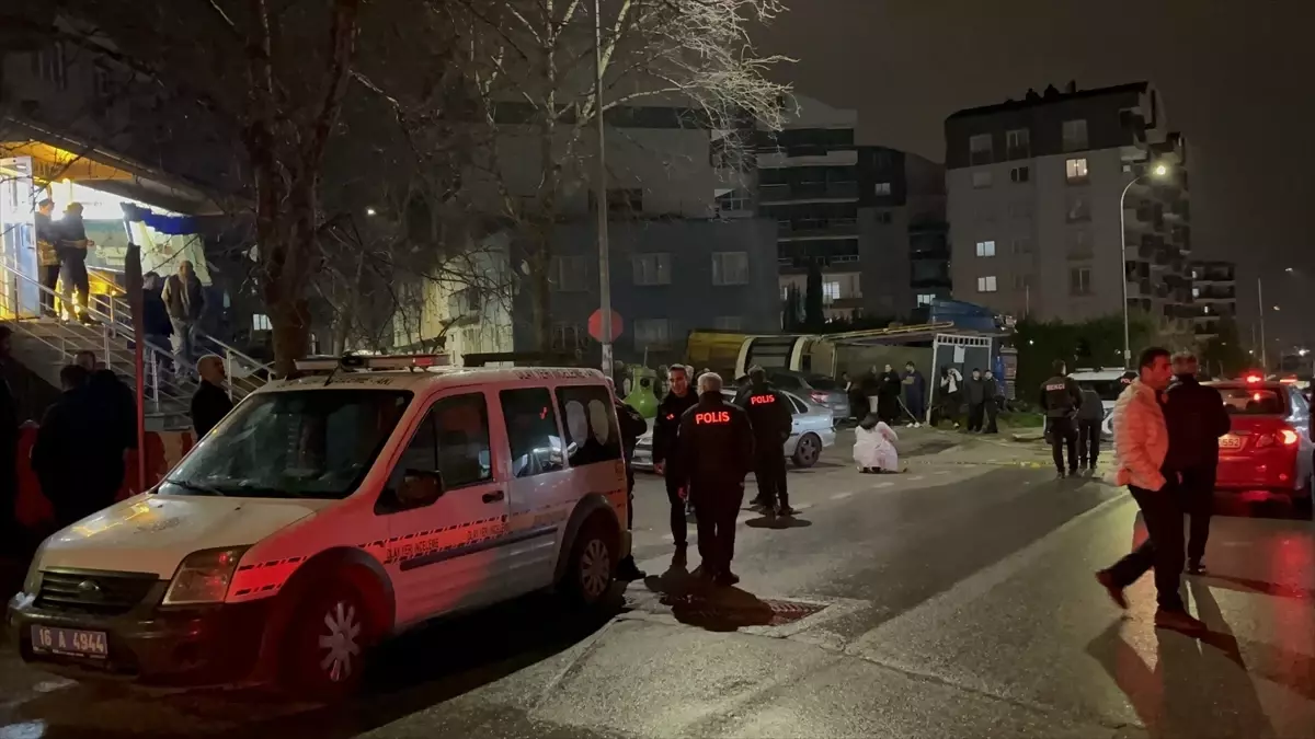 Bursa'da silahlı saldırıda 2 kişi yaralandı