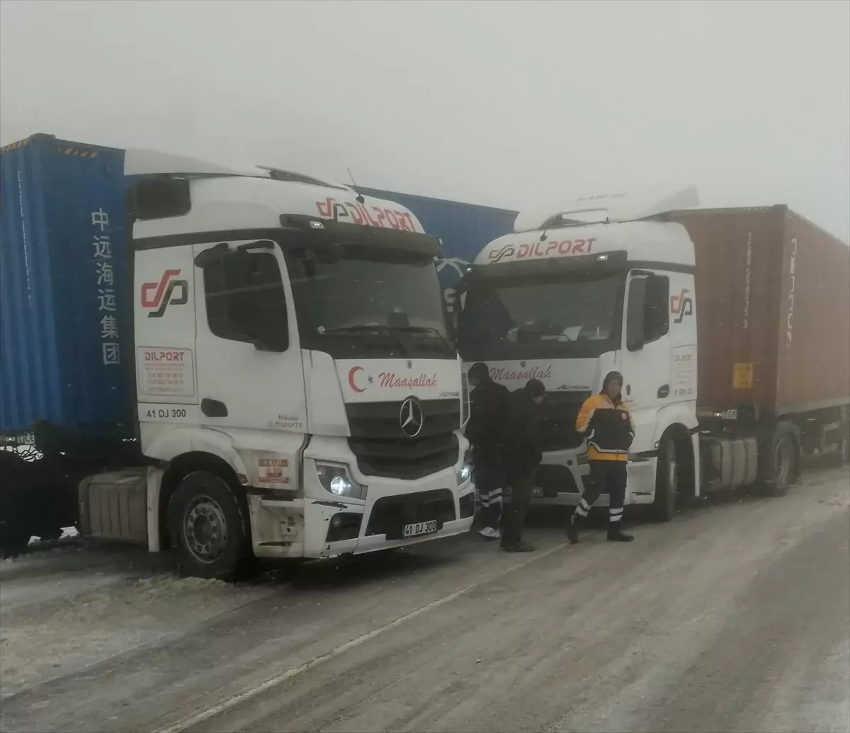 Çankırı'nın yüksek kesimlerinde yağan kar ulaşımda aksamaya yol açtı