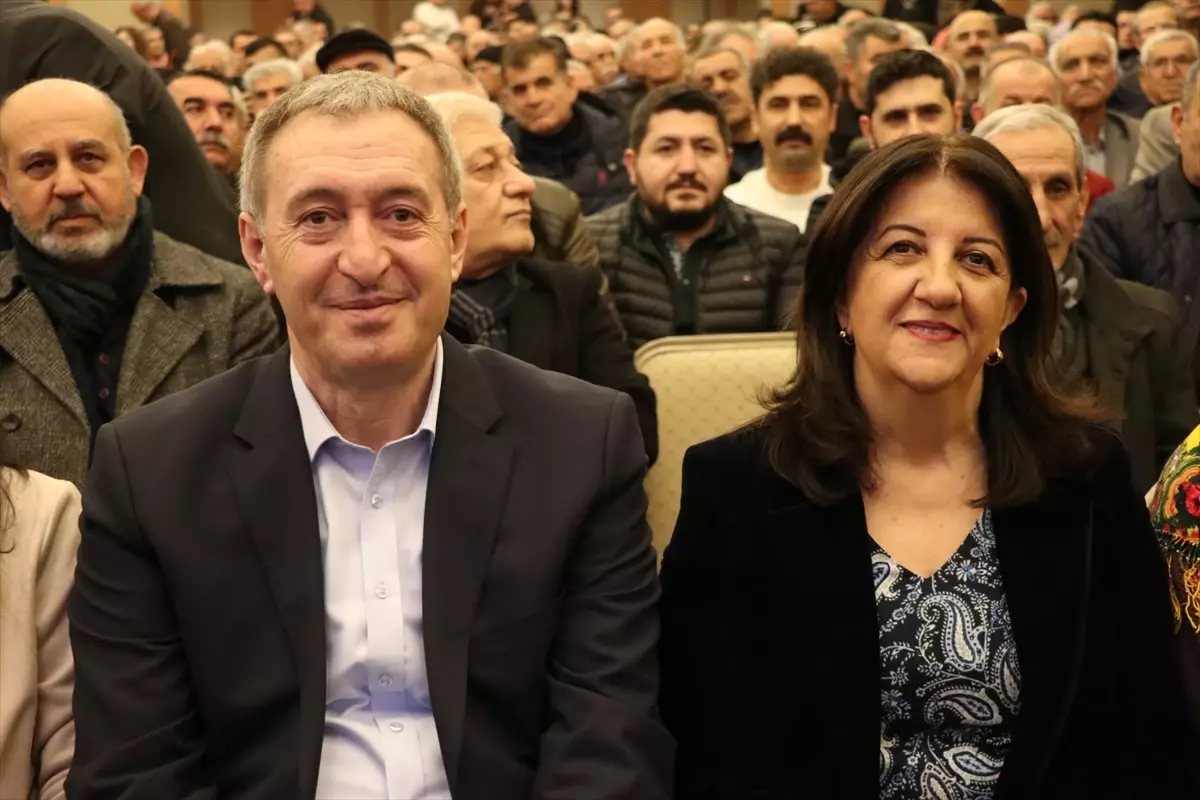 DEM Parti Eş Genel Başkanı Bakırhan, Gaziantep'te halk toplantısına katıldı