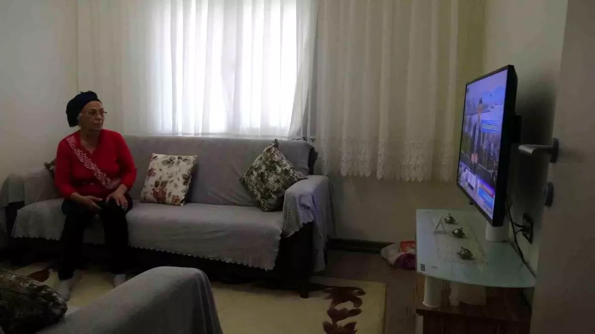 Depremin acı günlerini hatırlamak istemeyen kadından Cumhurbaşkanı Erdoğan'a teşekkür