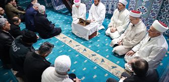 Diyanet İşleri Başkanı Arpaguş, depremlerin yıl dönümünde Osmaniye'de hatim duası yaptı