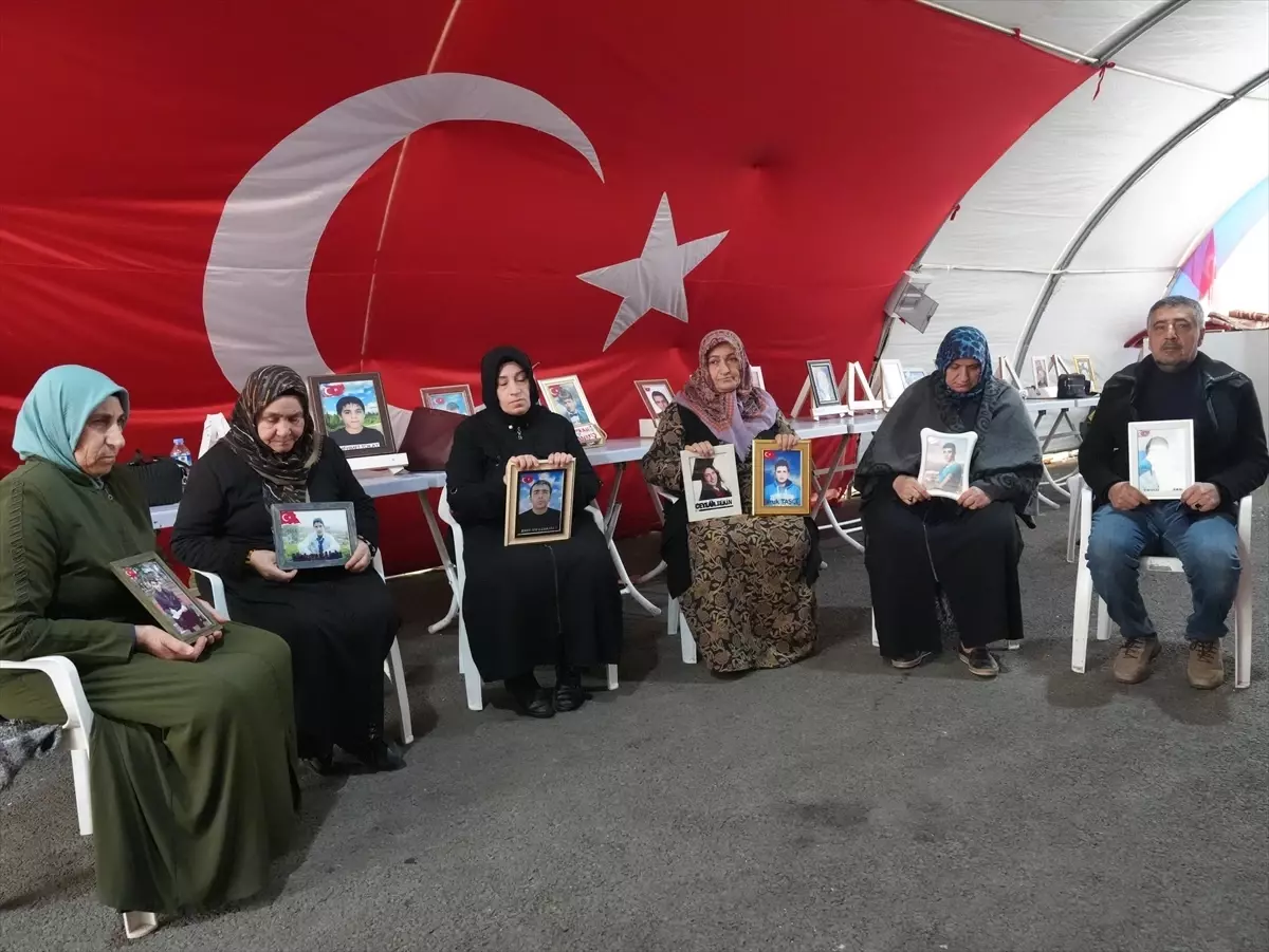 Diyarbakır anneleri evlatlarına kavuşmak istiyor