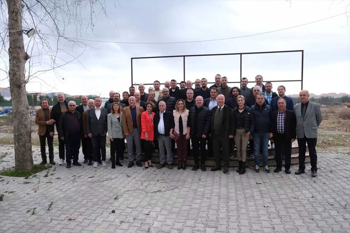 DÖSİAD başkanı Gencer güven tazeledi