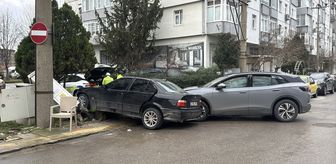 Edirne'de 2 kişinin yaralandığı kaza güvenlik kamerasında