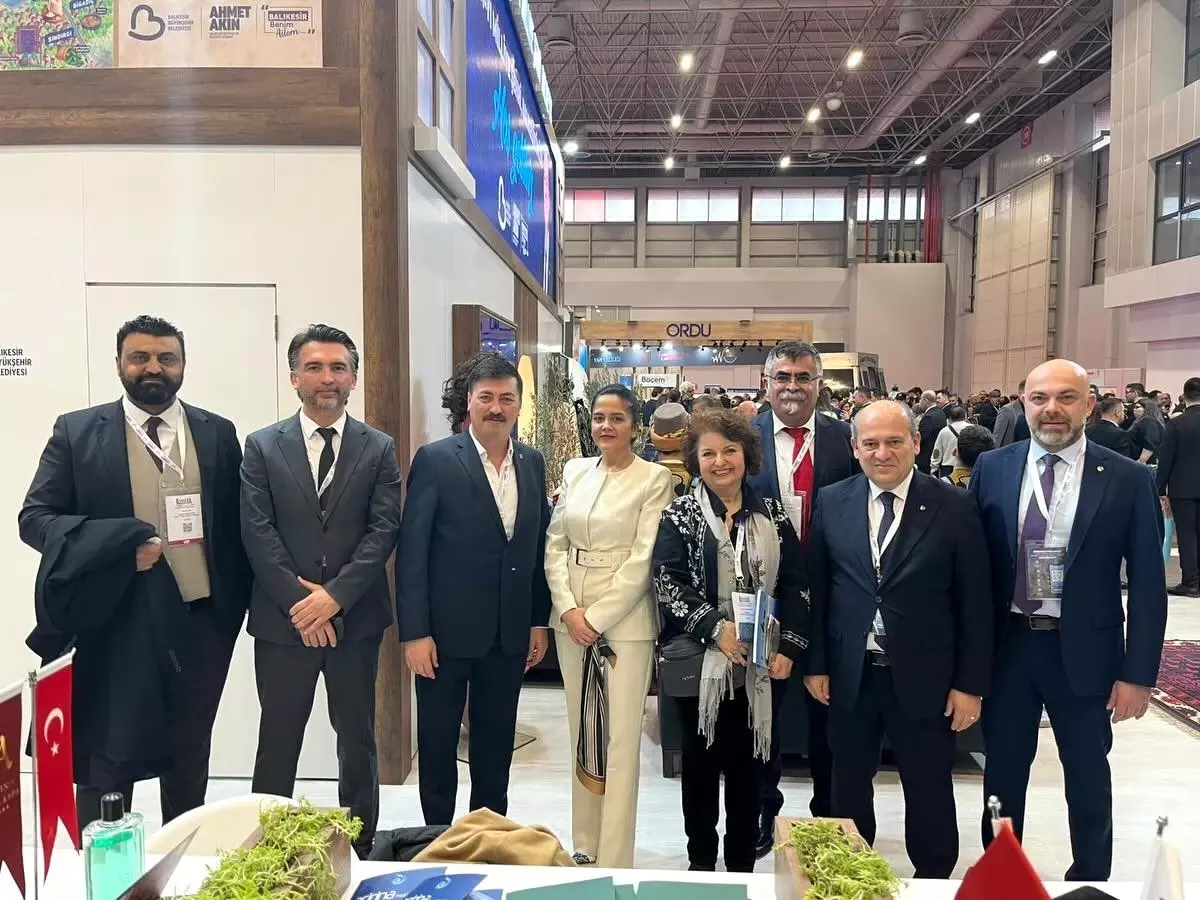 Edremit Ticaret Odası EMITT fuarı açılışına katıldı